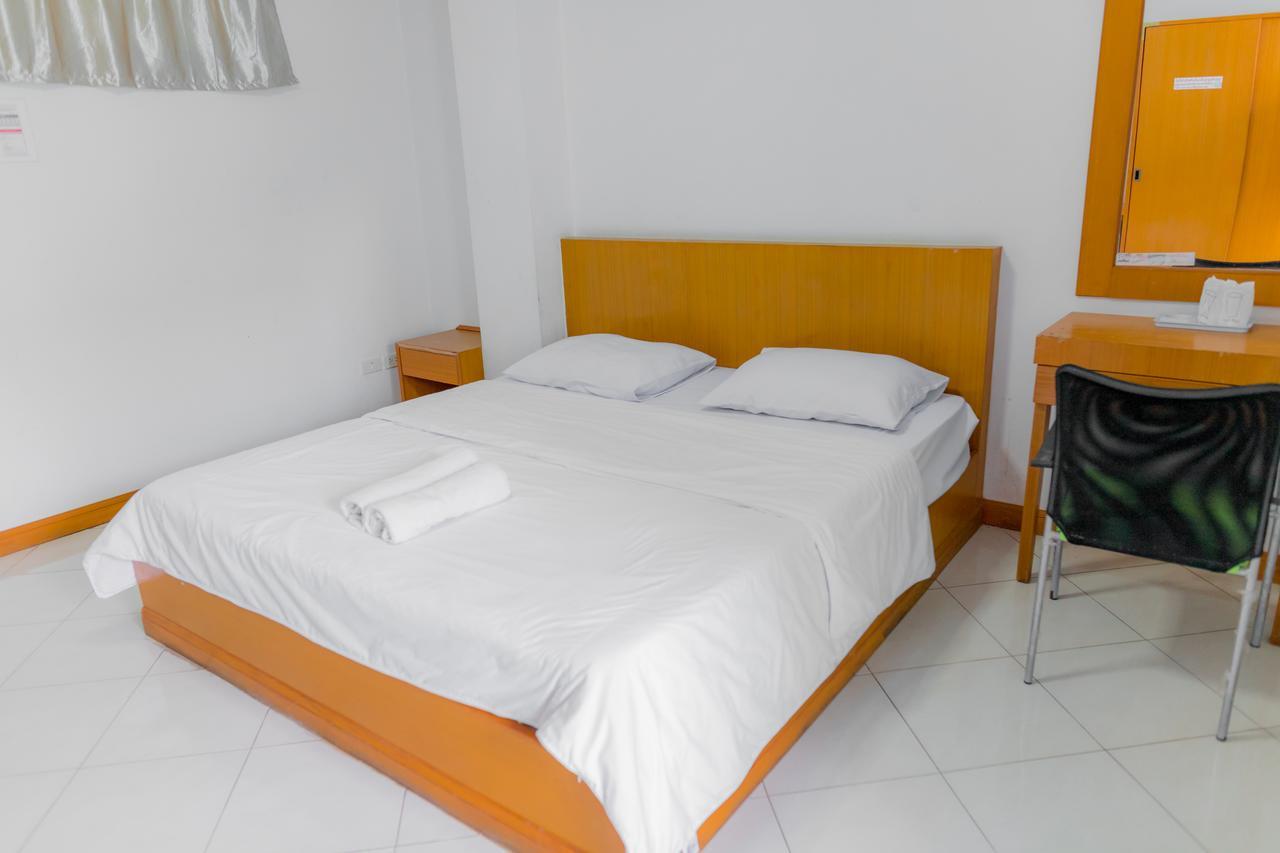 Chonnatee Residence Chum Phae Dış mekan fotoğraf